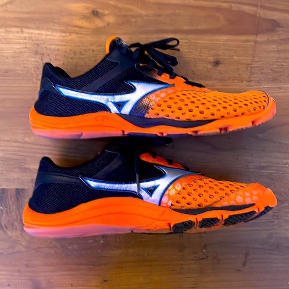 Mizuno Runnig UltraLight Meshed 7.5 US - Picture 3 of 6